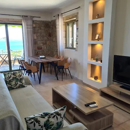 Villa Leopolis Villas