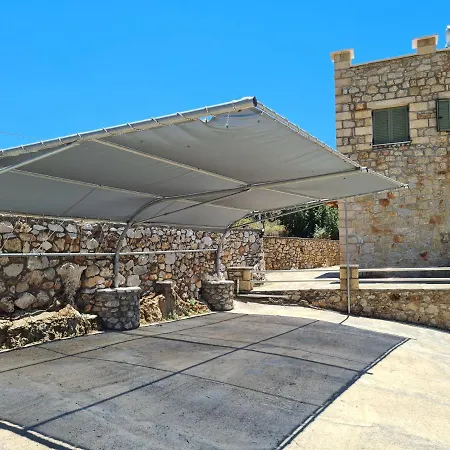 Leopolis Villas * Stoupa