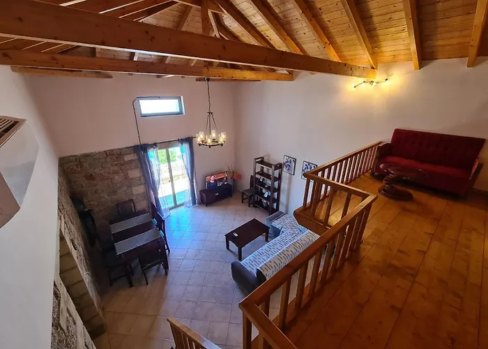 Leopolis Villa *